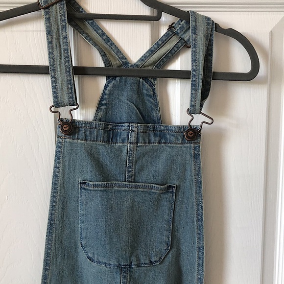 Hollister short tail- Jean jumper- - Picture 2 of 7